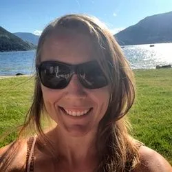Jessica Sacher